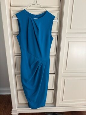 DIVA CATWALK SLEEVELESS PEACOCK BLUE DRESS IN SIZE SMALL